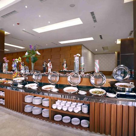 The Alana Yogyakarta Hotel And Convention Center Sleman  Eksteriør bilde