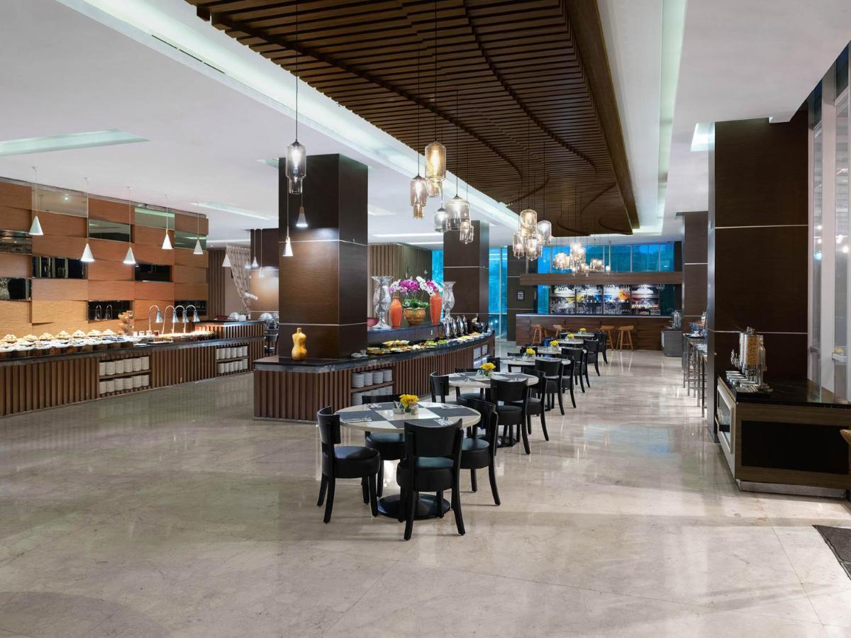 The Alana Yogyakarta Hotel And Convention Center Sleman  Eksteriør bilde
