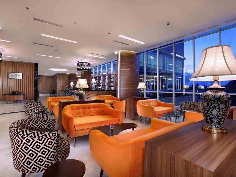 The Alana Yogyakarta Hotel And Convention Center Sleman  Eksteriør bilde